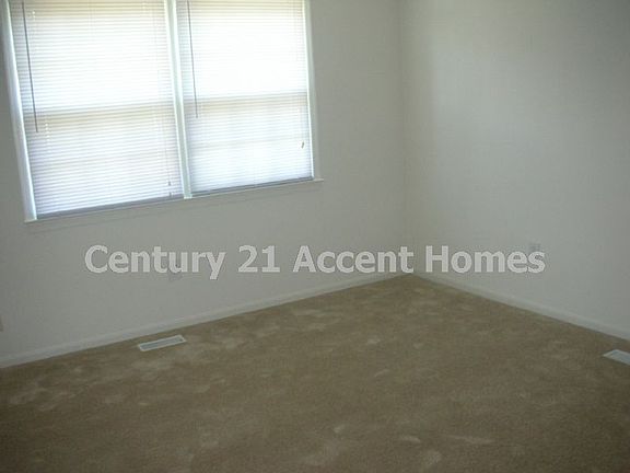 5th image of 10200 Provincetown Ct