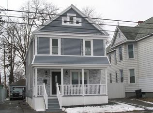 1410 Chrisler Ave, Schenectady, NY 12303