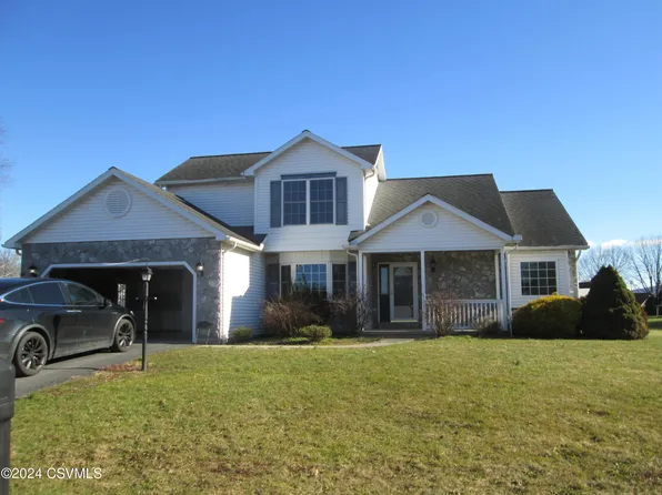 322 S 14th St, Lewisburg, PA 17837