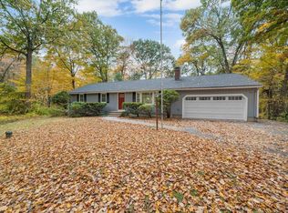 45 Naticook Rd, Merrimack, NH 03054