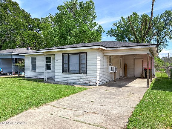 2nd image of 396 Sunset Dr