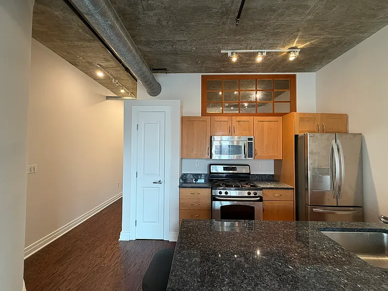 301 Massachusetts Ave NW #402 — Photo 28