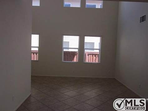 5th image of 15157 Bluffside Ln