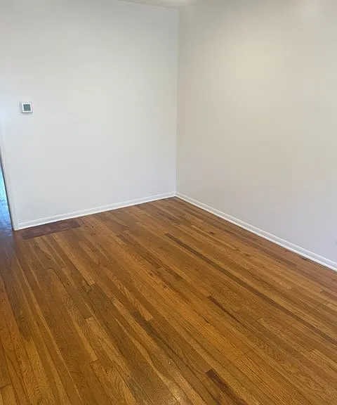 1814 N Hollywood Way #B — Photo 4