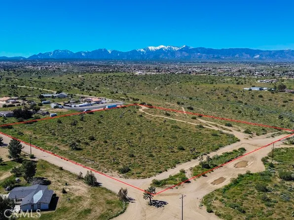 1 Smoke Tree Rd, Hesperia, CA 92344