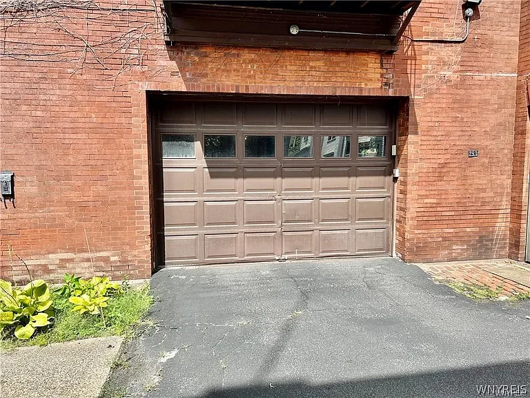 295 Summer St #5 — Photo 24
