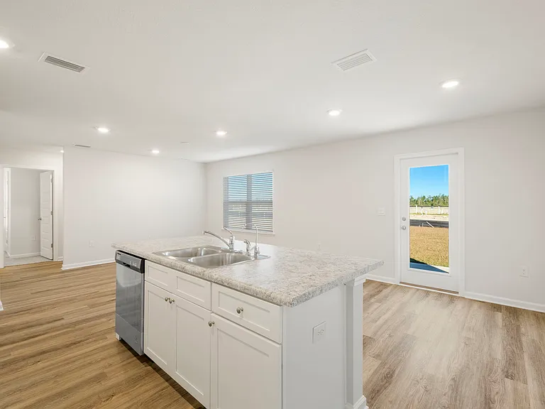 5033 Rivergrass Dr — Photo 7