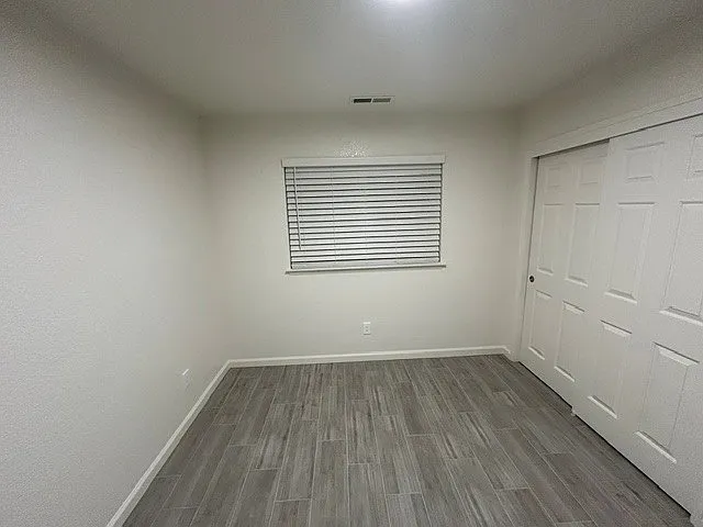 711 Ripona Ave — Photo 3