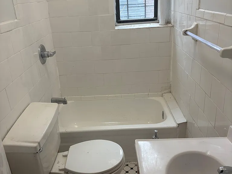 Full bathroom