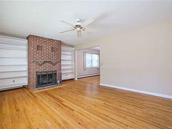 3rd image of 139 Arthur Ave