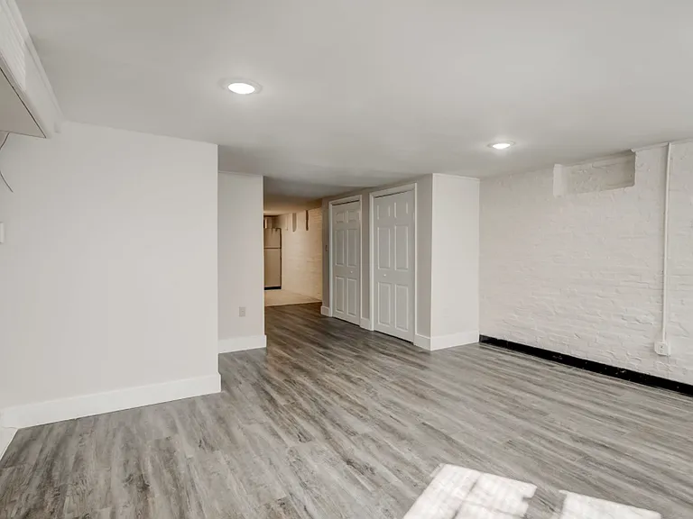 2629 N. Charles St — Photo 9