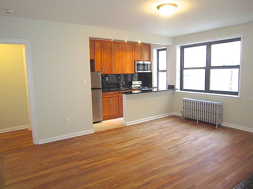 1st image of 248 W 17th St APT 605