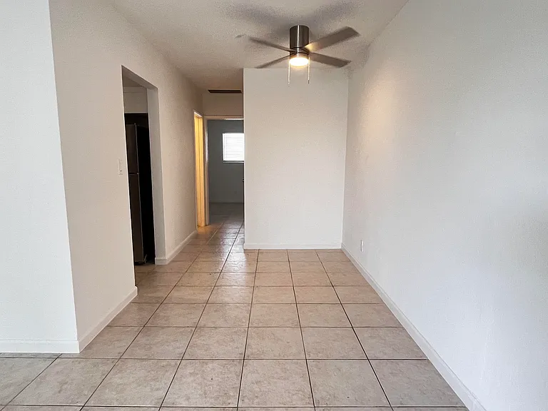 4529 NE 21st Ave #3 — Photo 5