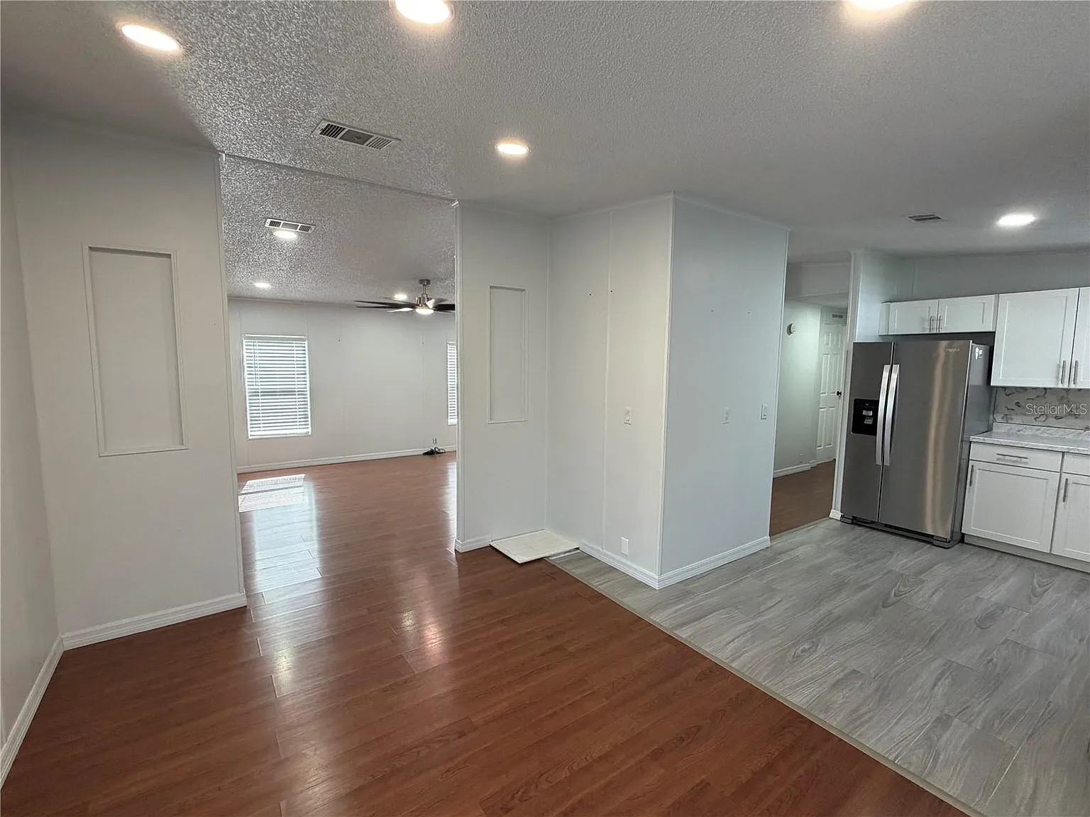 2 bed, 2.0 bath, 1036 sqft, $1,800 — Photo 4