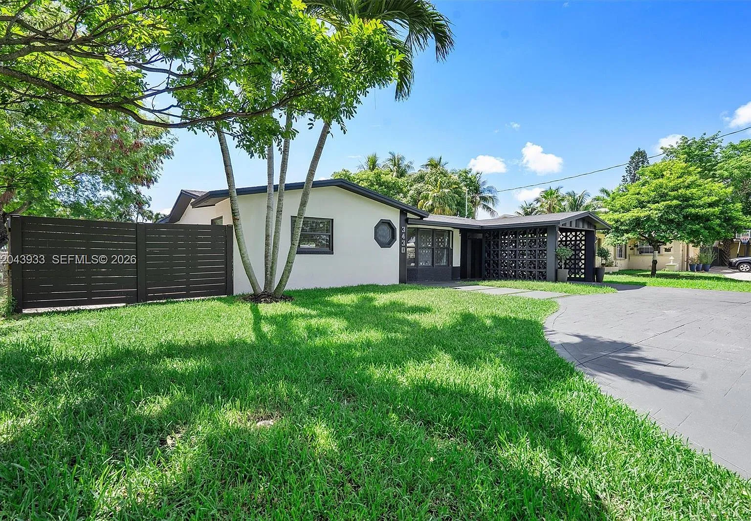 Royal Palm Acres Third Se — Photo 2