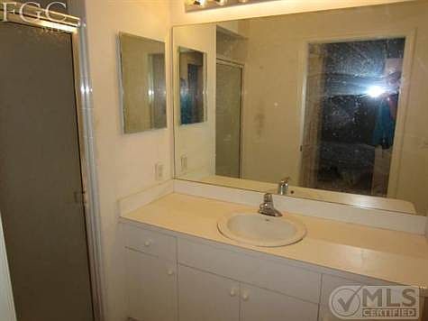 4th image of 16625 Lake Circle Dr APT 513