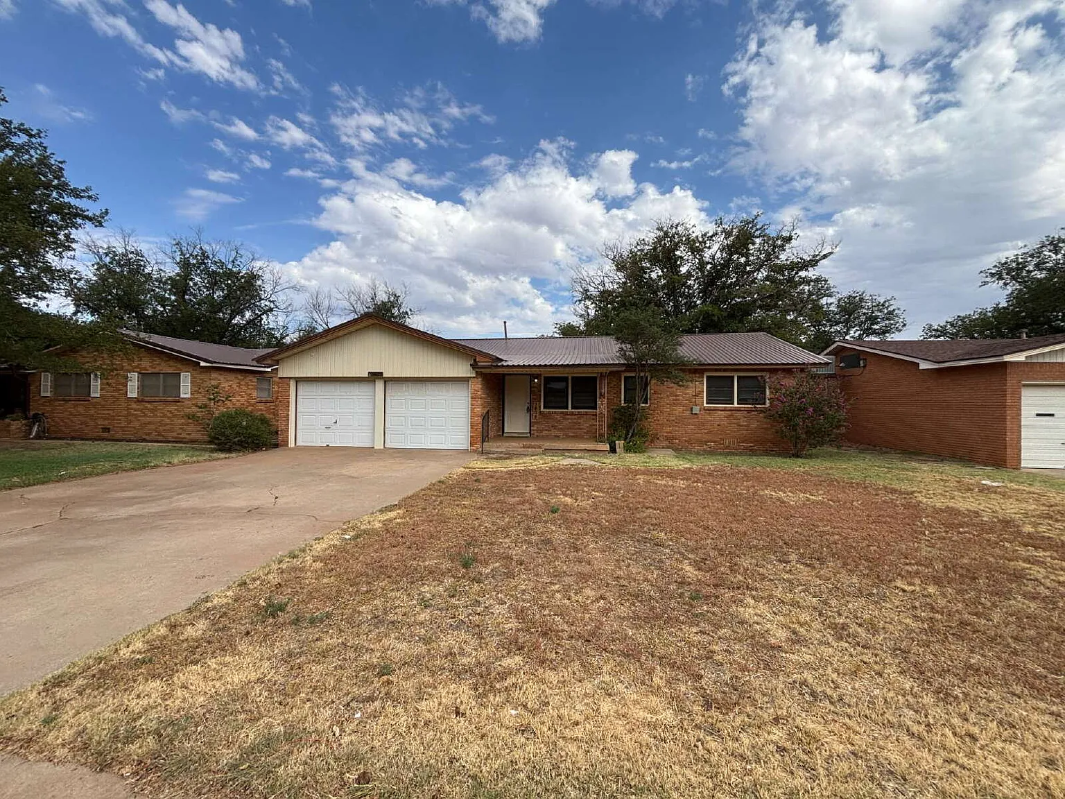 3 bed, 2.0 bath, 1338 sqft, $1,450 — Photo 2