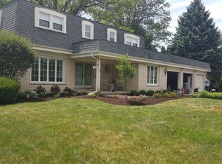 192 E Thompson Dr, Wheaton, IL