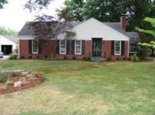 1558 Meadow Ln, New Albany, IN 47150