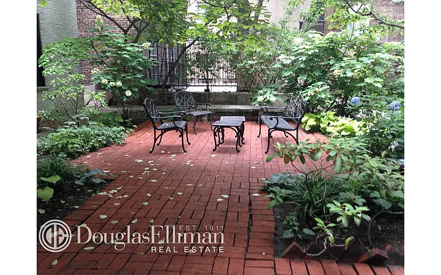 Sold by Douglas Elliman | media 16