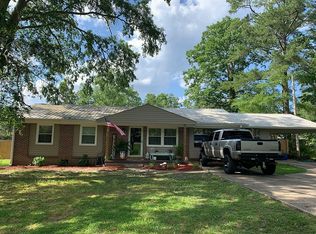 705 Northwood Dr, Centre, AL 35960