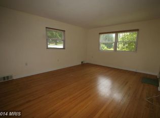 11005 Larch Ave, Hagerstown, MD 21740