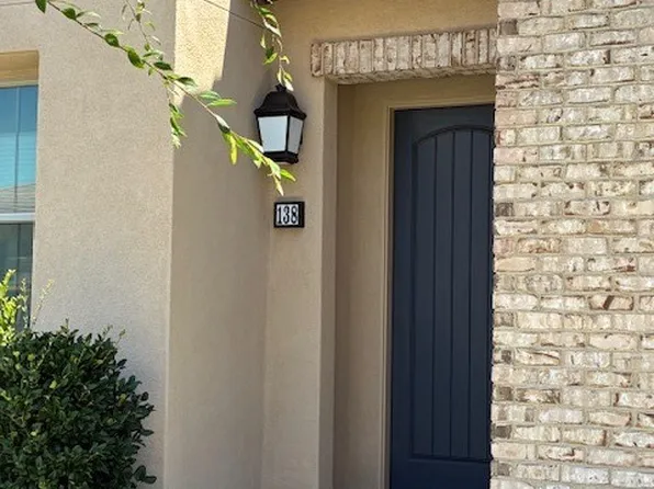 138 Sunnyside, Irvine, CA 92618