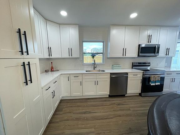 5th image of 6009 Lords Ave