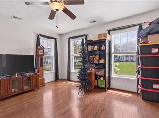 523 Nesbit Dr #101, Chesapeake, VA 23323