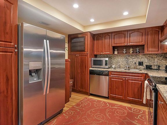 3rd image of 2801 NE 183rd St APT 509W