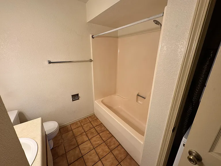 Clifton Height Apartments — Photo 56