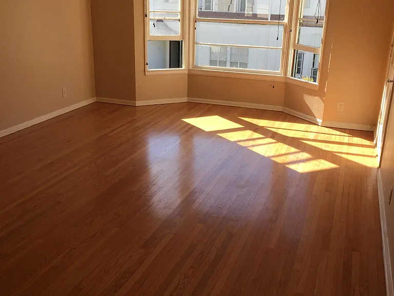 626 Midvale Ave #4 — Photo 9