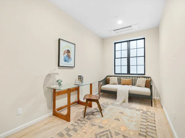 379 12th Street image 8 of 11