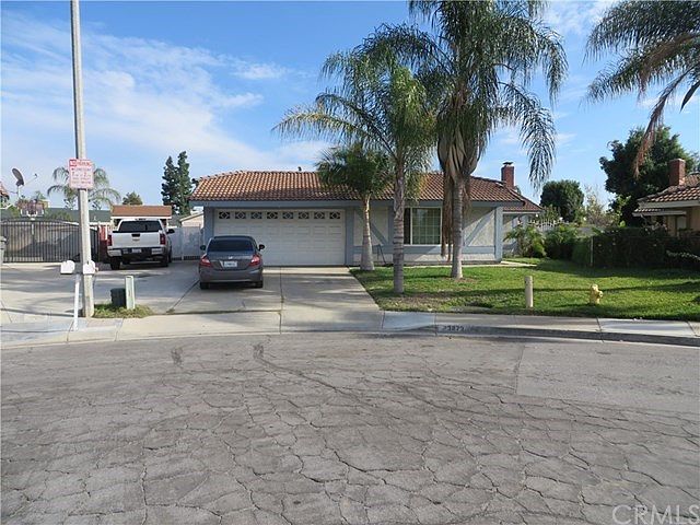 1st image of 23873 Elyce Ct