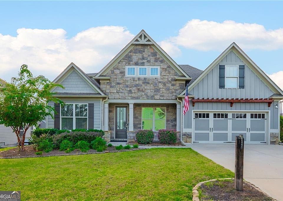 1st image of 857 Riverwalk Manor Dr