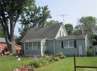 1828 Youngstown Lockport Rd, Ransomville, NY 14131