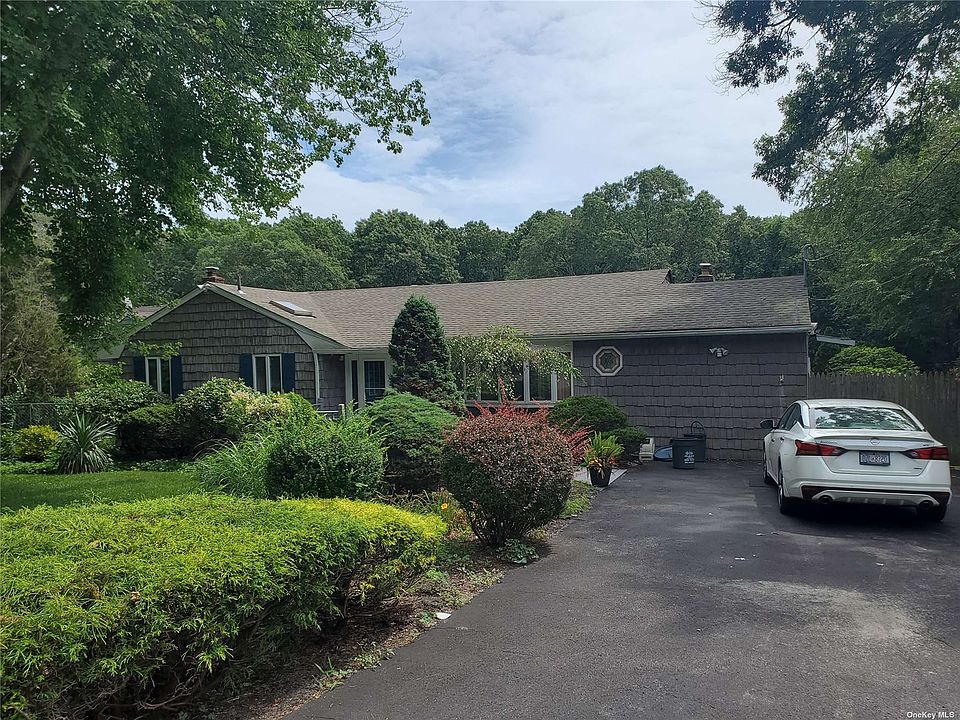 1st image of 10 Petty Ln