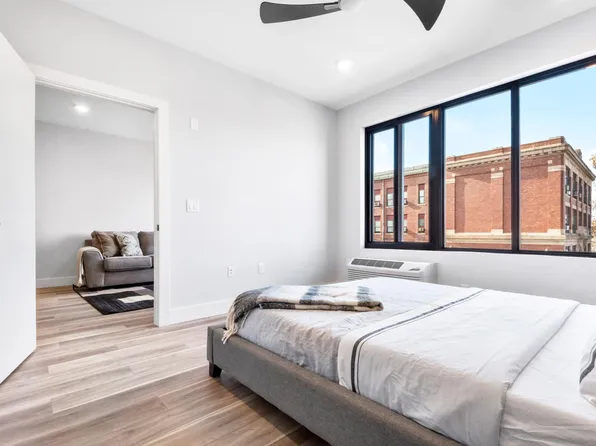 271 Sip Avenue image 7 of 19