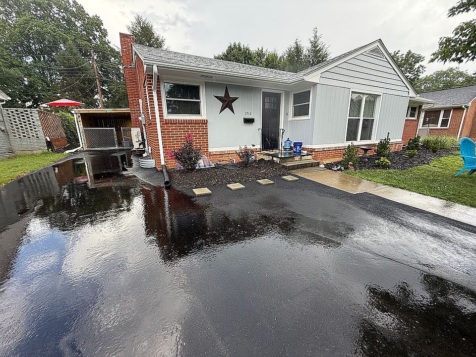 1st image of 2710 Deerfield Rd SW