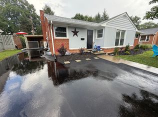 2710 Deerfield Rd SW, Roanoke, VA 24015