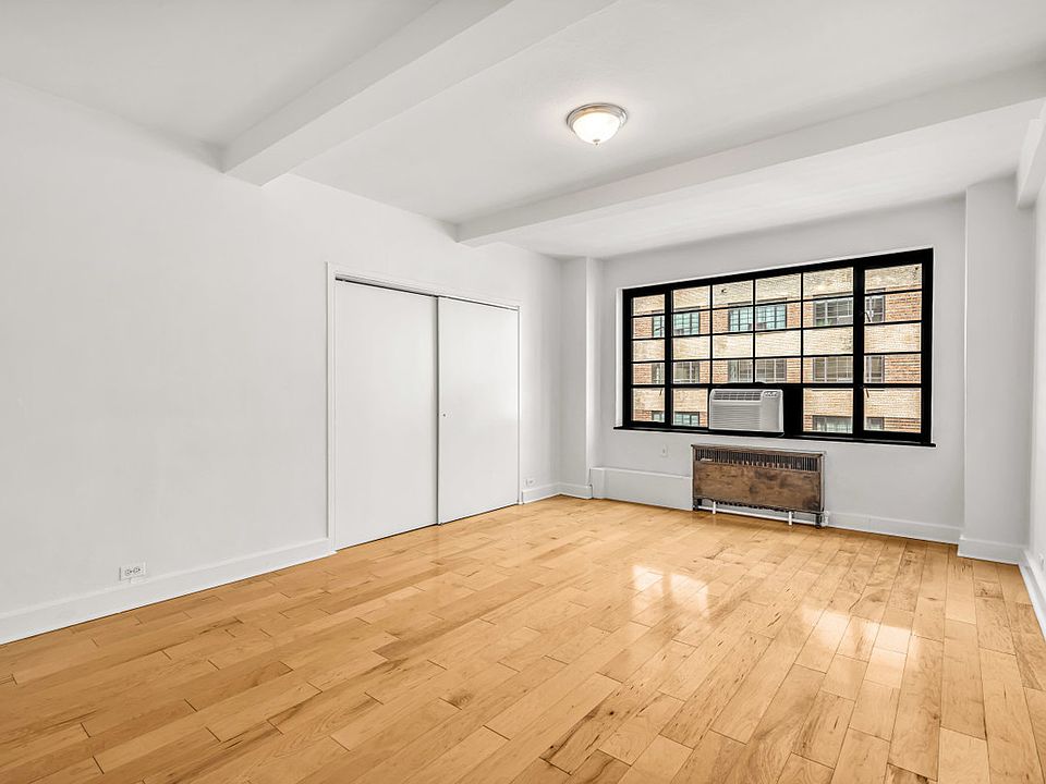 1st image of 310 E 44th St APT 1114