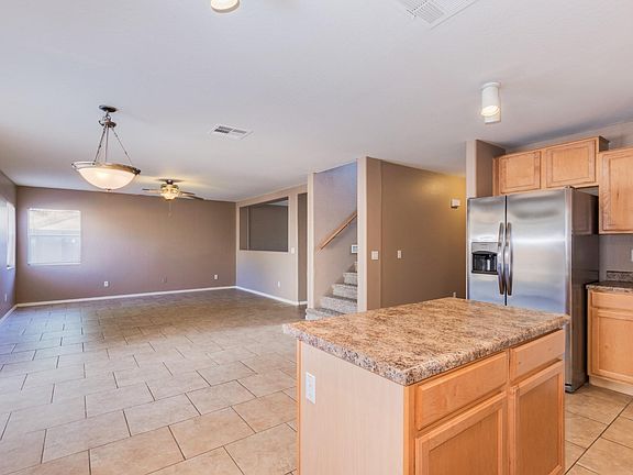 5th image of 11542 W Carol Ave