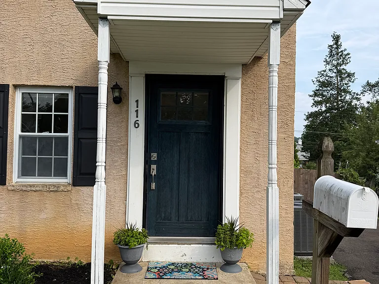 116 Redford Rd — Photo 3