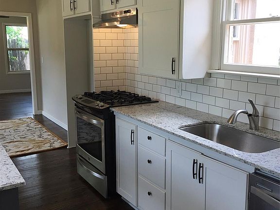 5th image of 407 N Elizabeth St