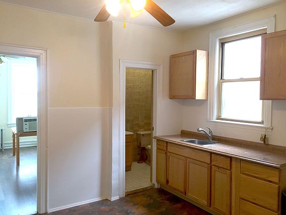 2nd image of 16 Bay 50th St #2