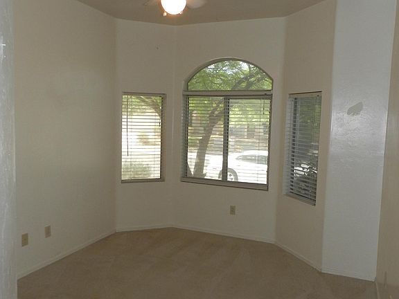 4th image of 138 W Freddie Canyon Way