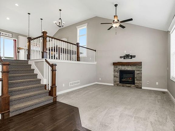 5th image of 1524 N 156th St