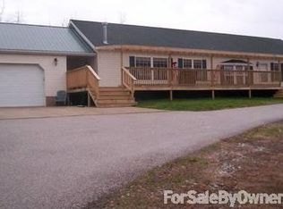 1738 Dry Ridge Rd, Walton, WV 25286