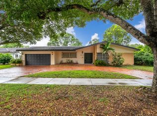 Miami Lakes Sec 7, Miami Lakes, FL 33014