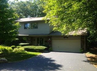 32 Brook Ln, Palos Park, IL 60464